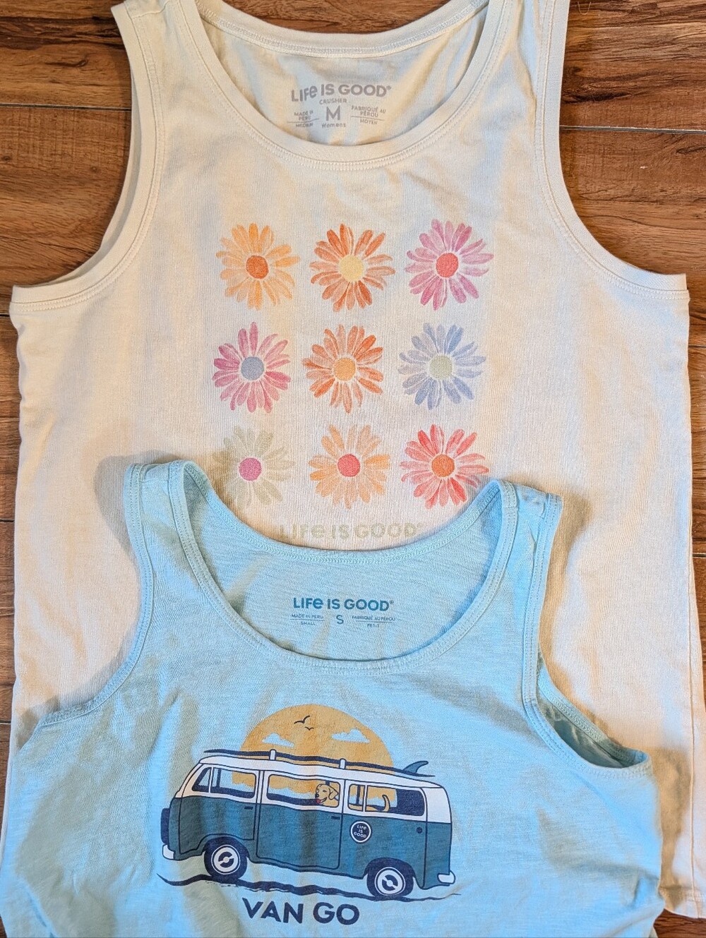 2 Life Is Good Women's Tank Tops VW Bus Flower Child Small Medium